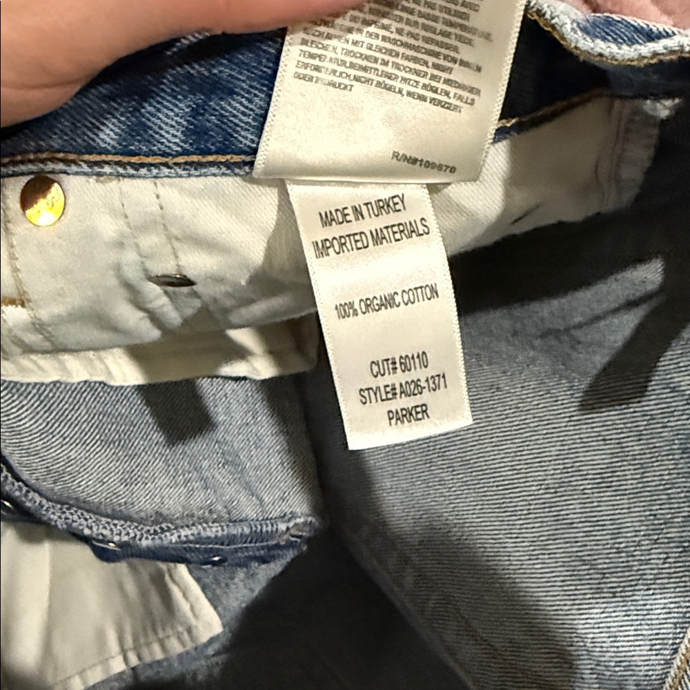 Agolde Distressed Blue Jean Shorts size 27 - Picture 5 of 7